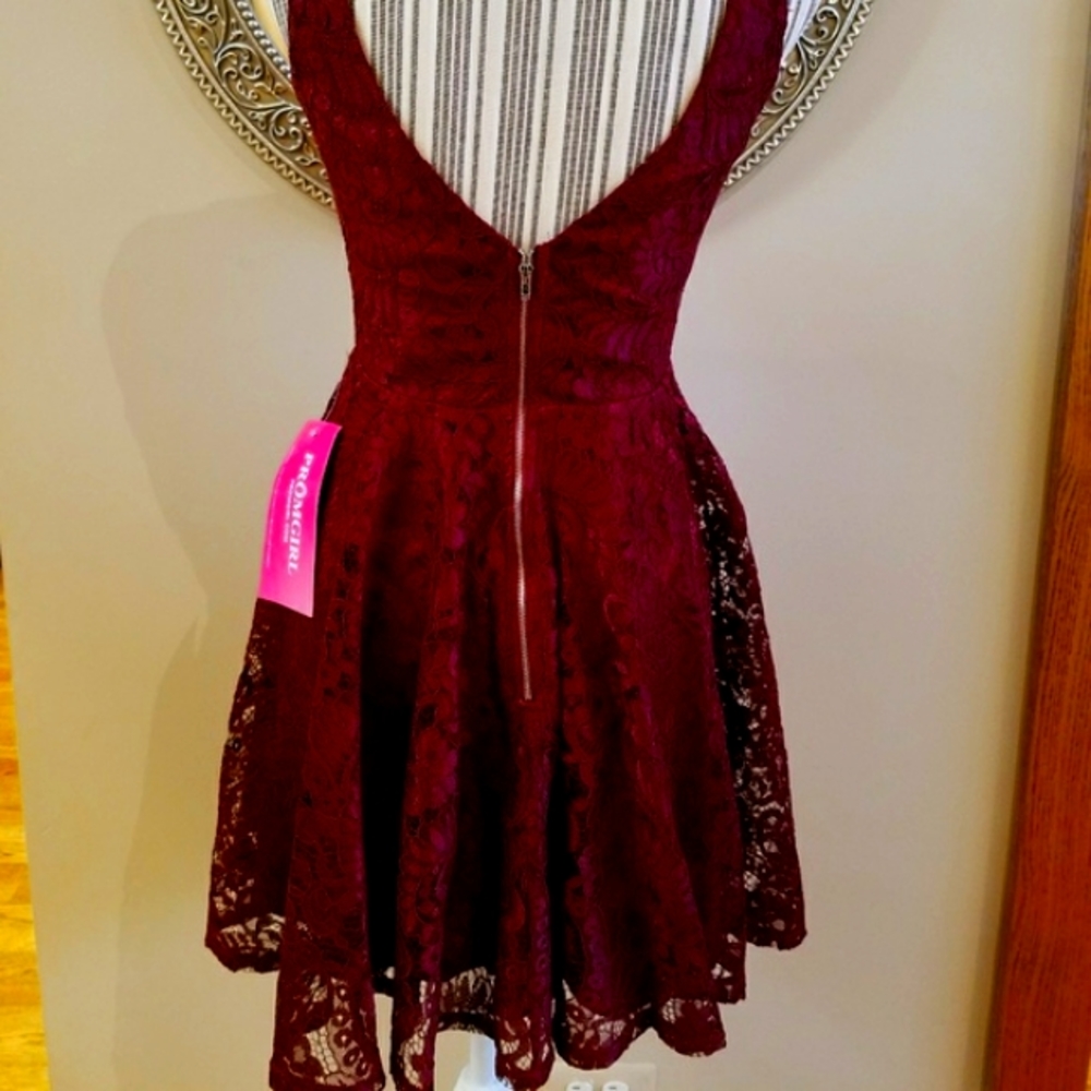 Maniju Burgundy Silver Bead Eyelet Prom Dress - Picture 4 of 8